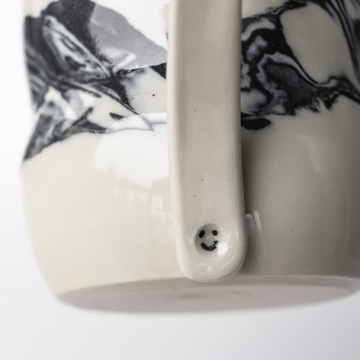 Black Swirl Standard Mug